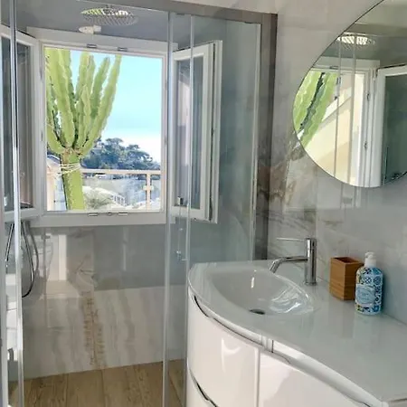 Attico Vista Mare Ad Lägenhet Alassio
