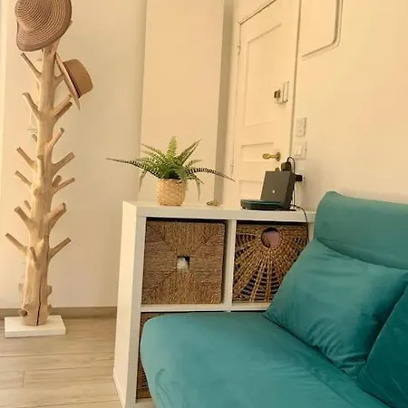 Attico Vista Mare Ad Алассіо